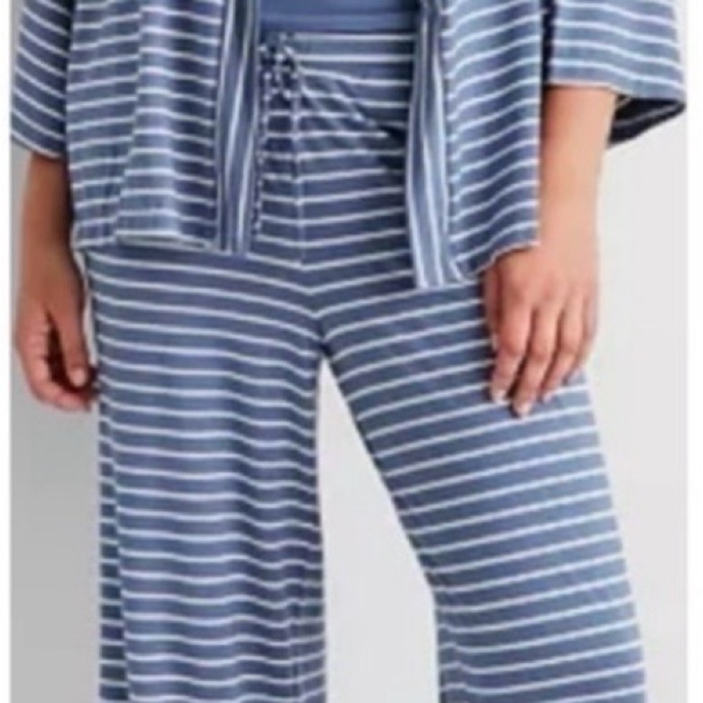 NWT!! State of Day 3-Piece Pajama Set RETAIL $89 - Picture 5 of 7